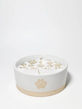 Sand + Paws Vanilla Sandalwood 12 oz scented candle
