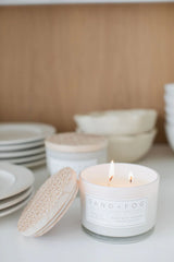 Fresh Laundry 12 oz scented candle