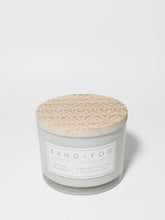 Fresh Laundry 12 oz scented candle