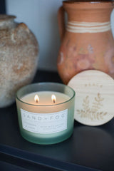Cashmere & Linen 12 oz scented candle