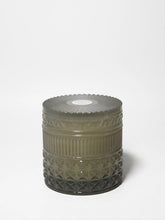 Vanilla Tobacco 9.5 oz scented candle