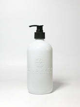 Amber & Pear 15.7 oz Liquid Hand Soap