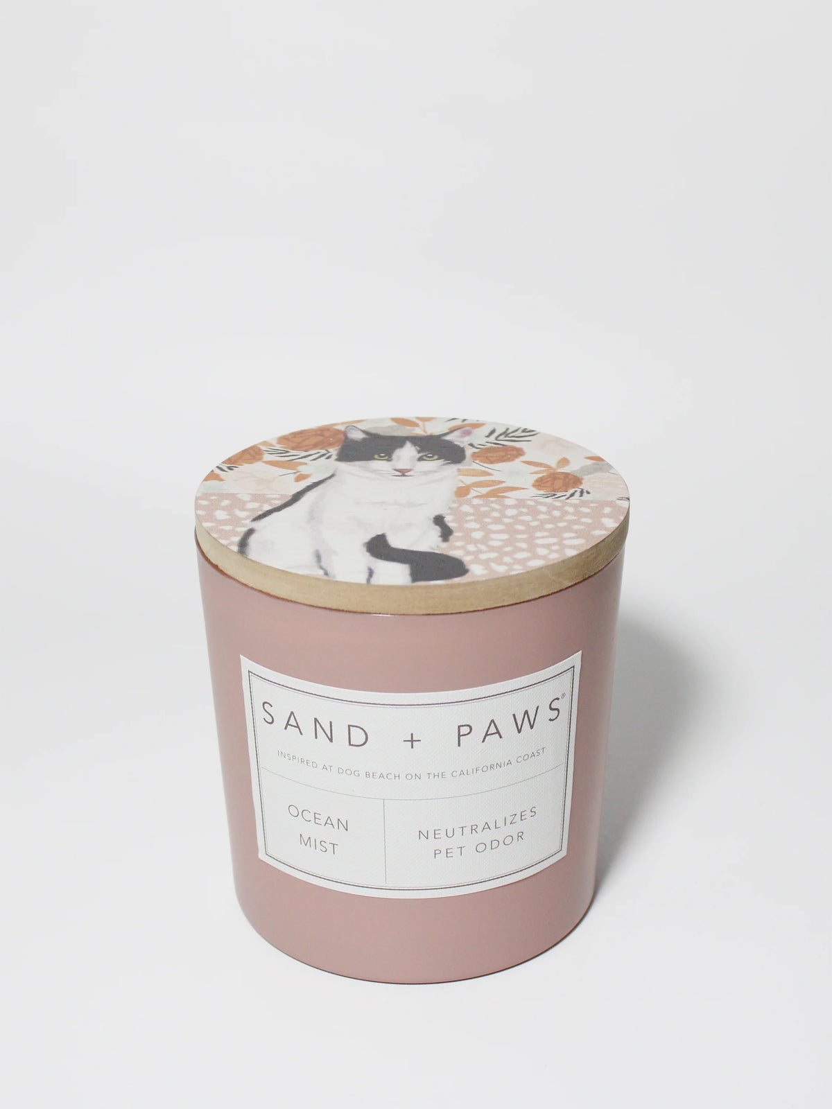 Sand + Paws Ocean Mist 21 oz scented candle
