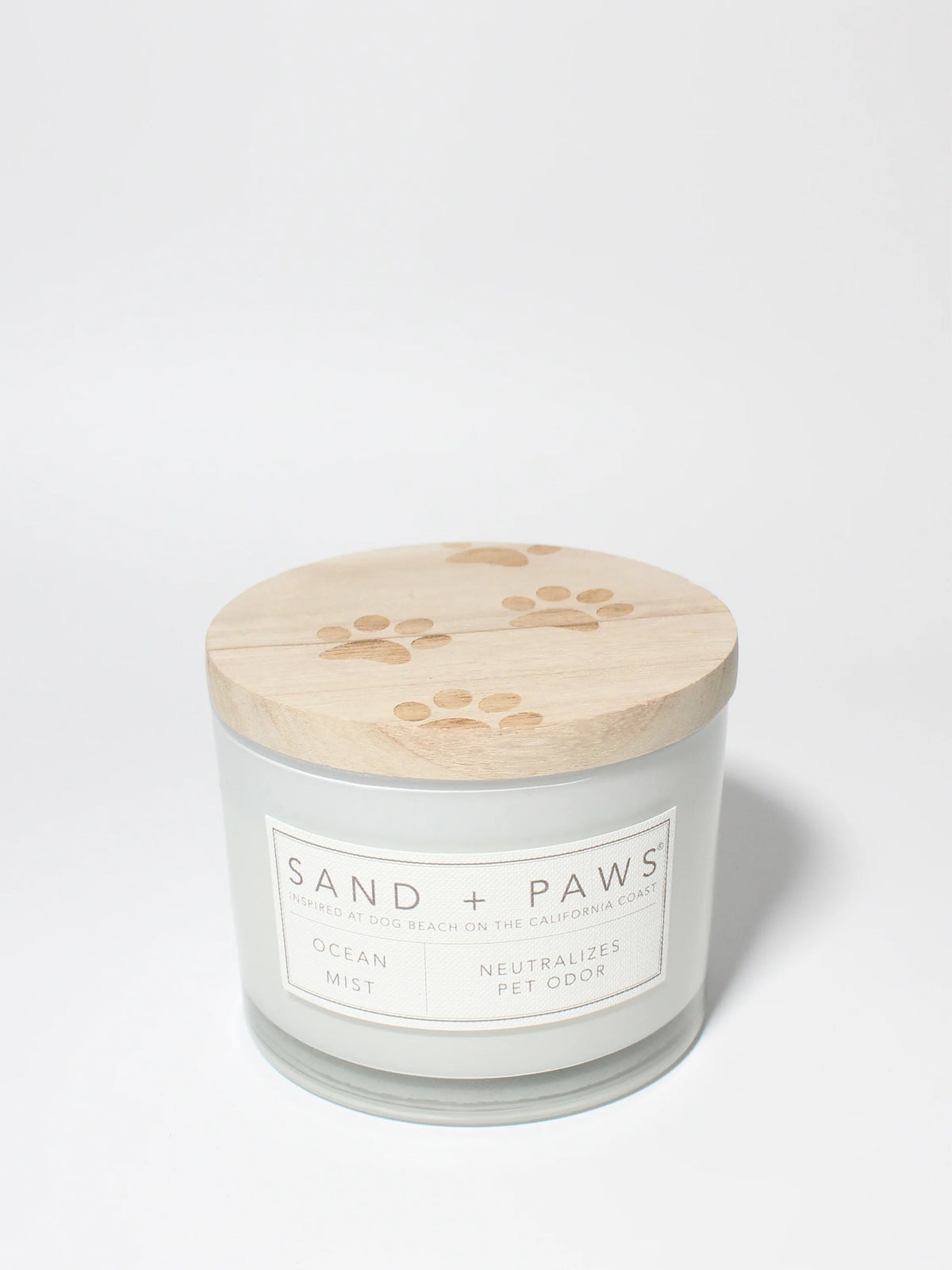 Sand + Paws Ocean Mist 12 oz scented candle